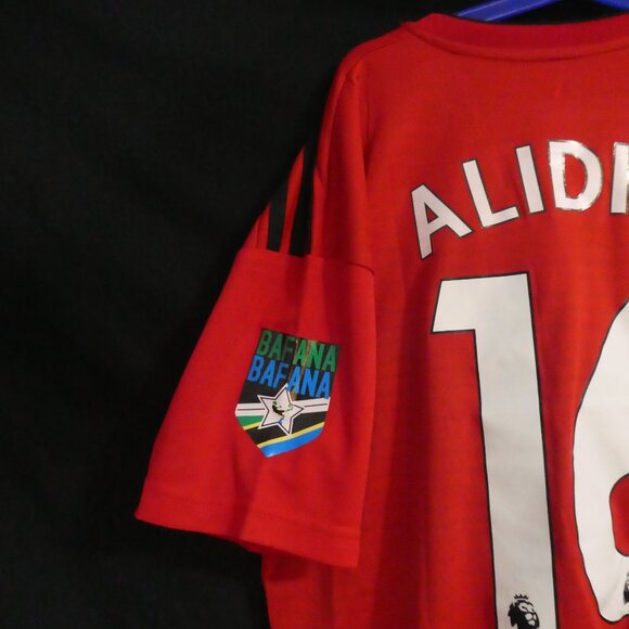 ADIDAS - Climalite | small | Manchester United Adidas Jersey | BNWT - Picture 9 of 14